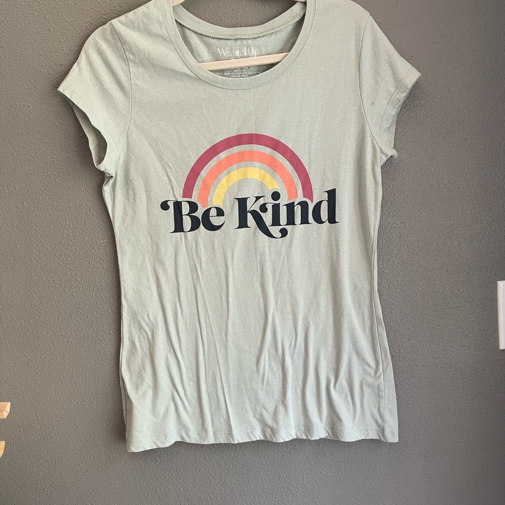Be Kind Graphic T-Shirt